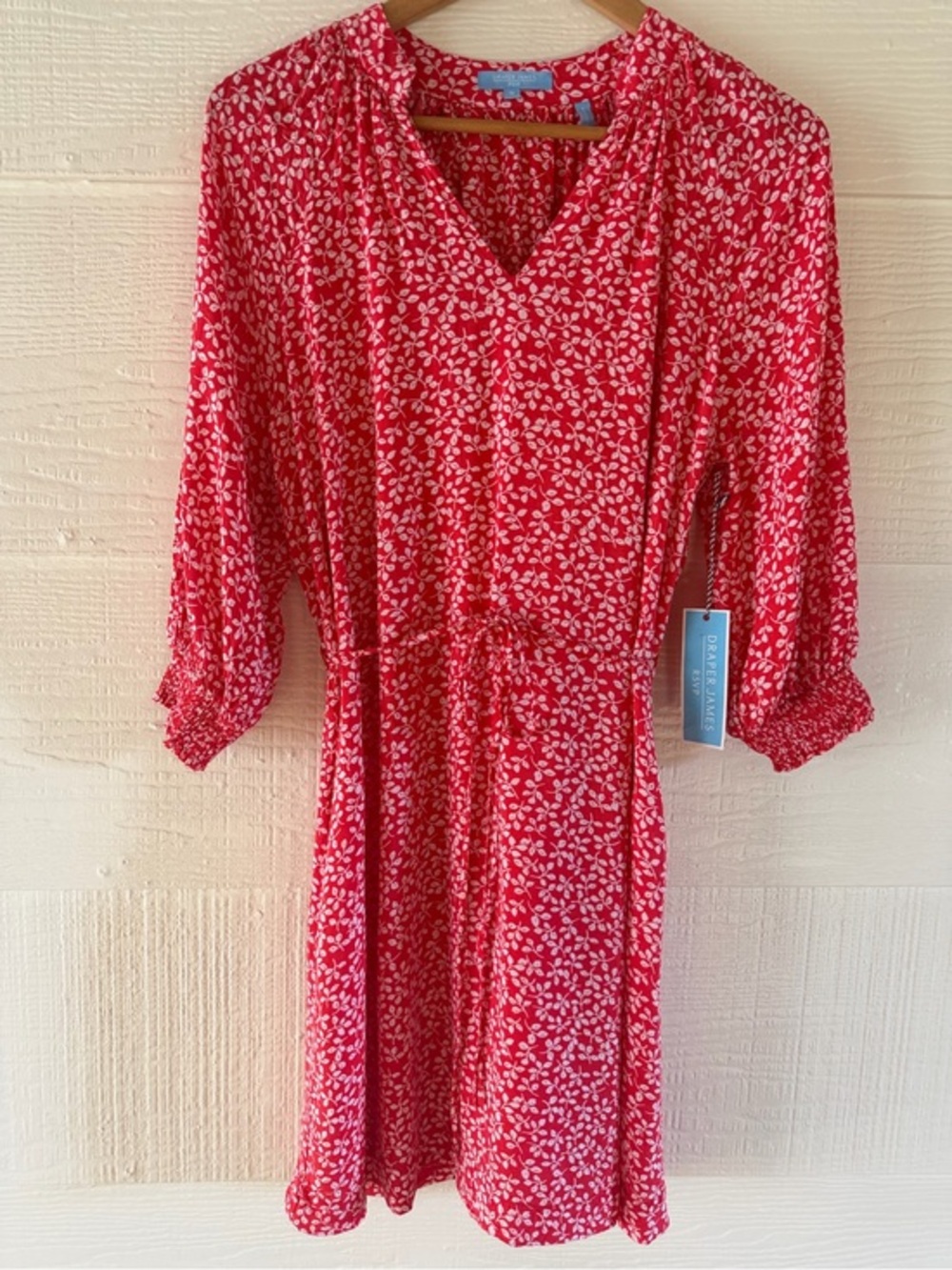 James RSVP Red & White Floral Smocked Sleeve Dress Size Small NWT